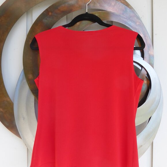 Versatile Sleeveless Unique V Neck Red Jersey Top, Size M - Picture 2 of 6